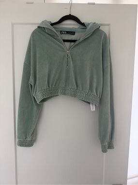 ZARA Sage Green Cropped Corduroy Hoodie